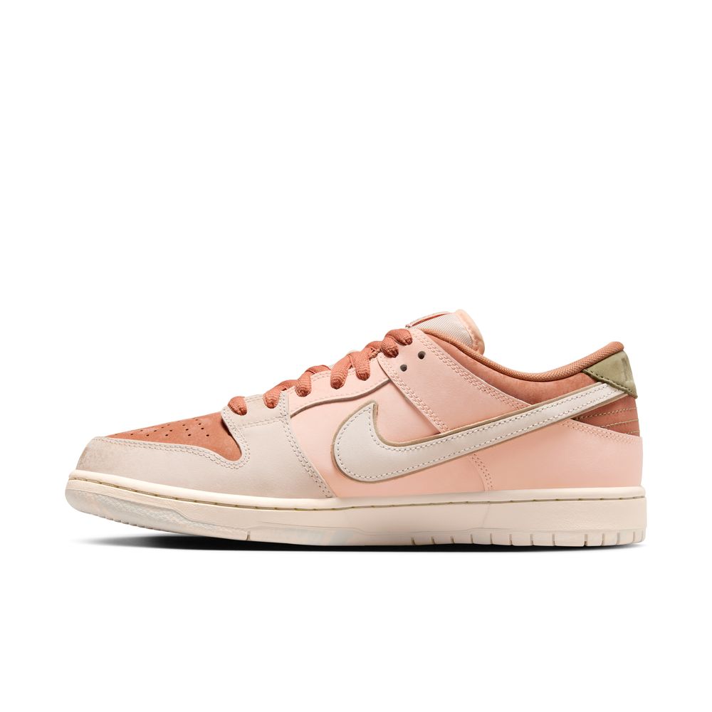 NIKE SB - DUNK LOW PRO PRM "Crimson Tint Amber Brown"