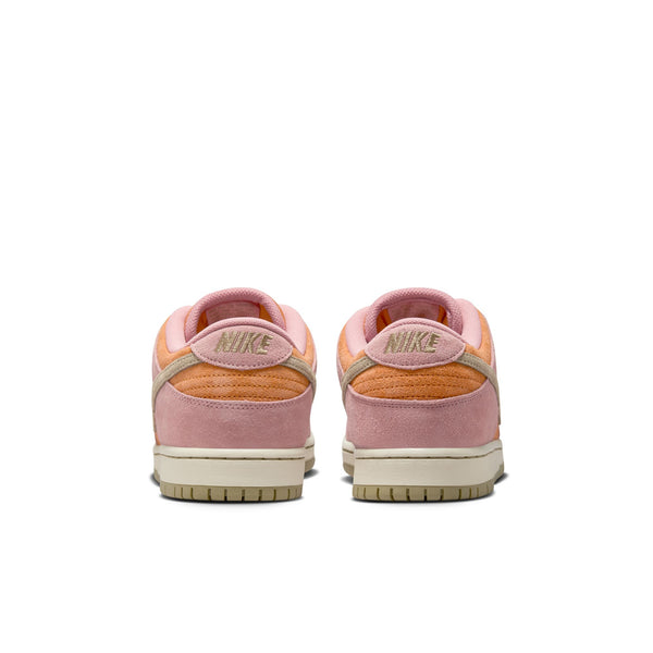 NIKE SB - Dunk Low Pro “Red Stardust”
