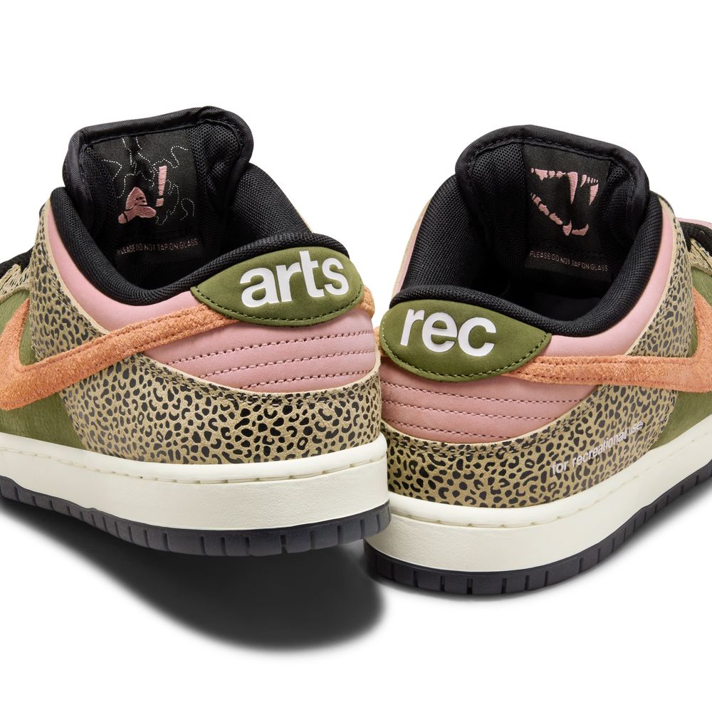 Arts-Rec x NIKE SB - DUNK LOW PRO QS "Khaki/Amber Brown"