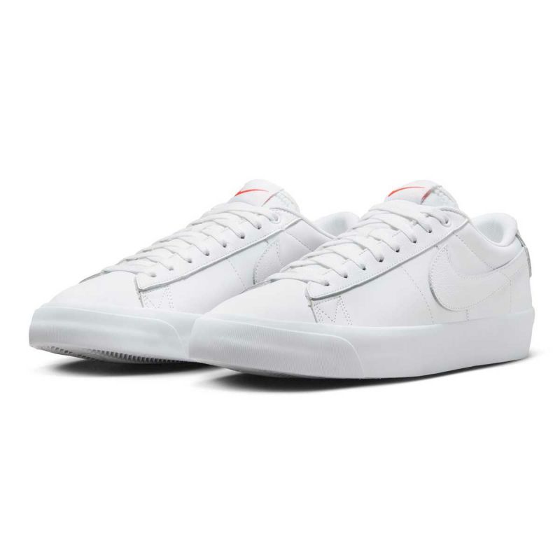 NIKE SB - ZOOM BLAZER LOW PRO GT ISO ORANGE LABEL