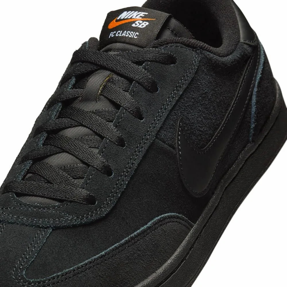 NIKE SB - FC Classic "Black/Black"