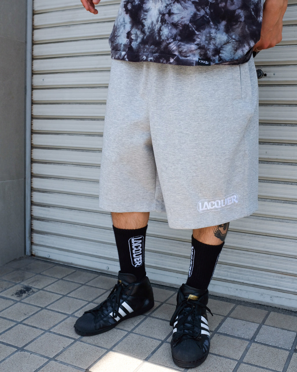 LACQUER - Embroidery Sweat Short "Grey"