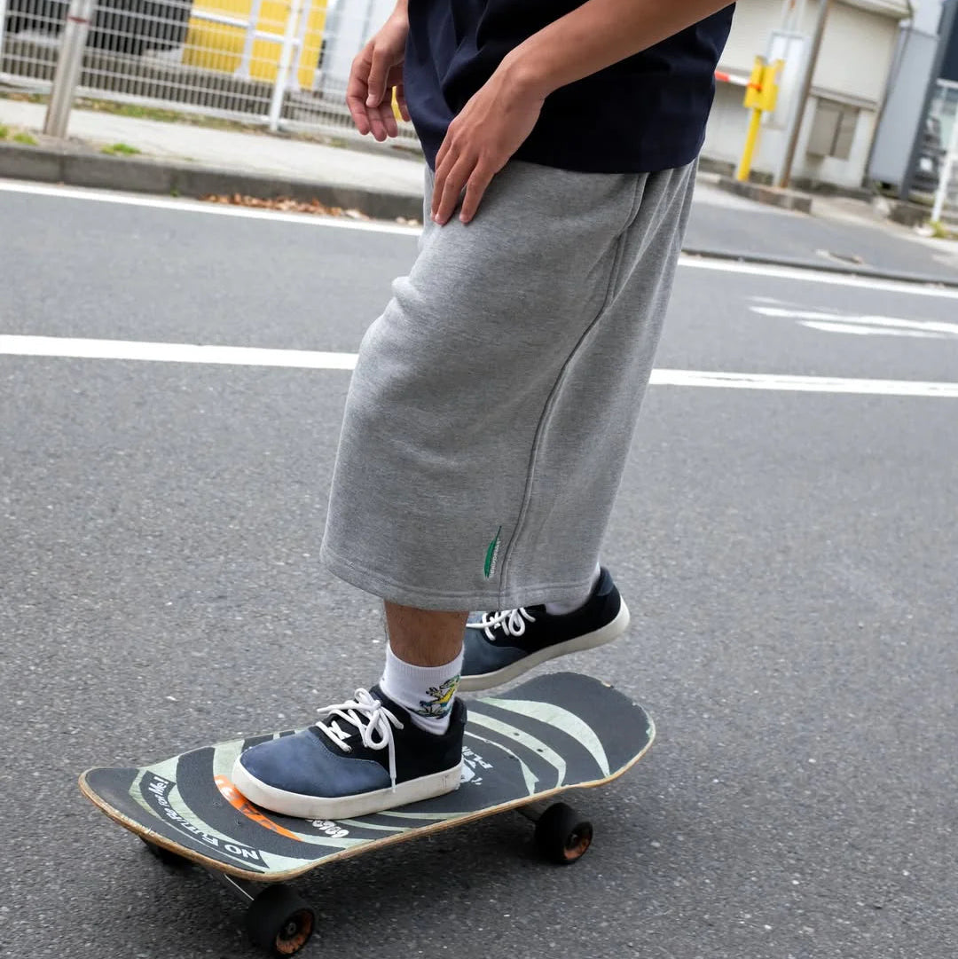 Lidairpeaks - EMB Baggy shorts "Grey"
