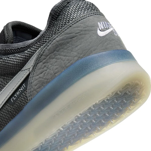 NIKE SB - PS8 "Grey/Anthracite/Wolf Grey/metallic Silver"