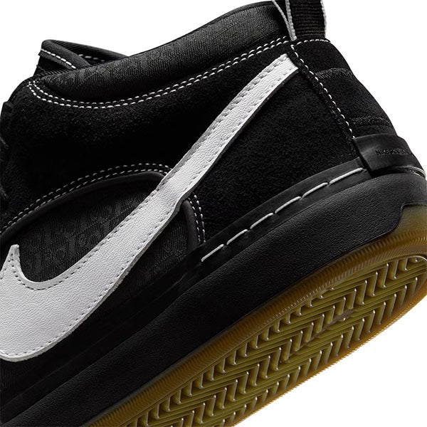 NIKE SB - REACT LEO "Black/White/Gum"