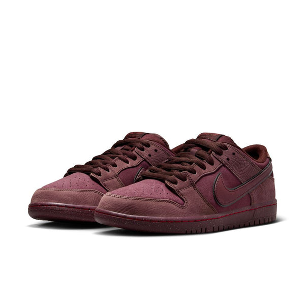 NIKE SB - DUNK LOW PRM CITY OF LOVE Collection 