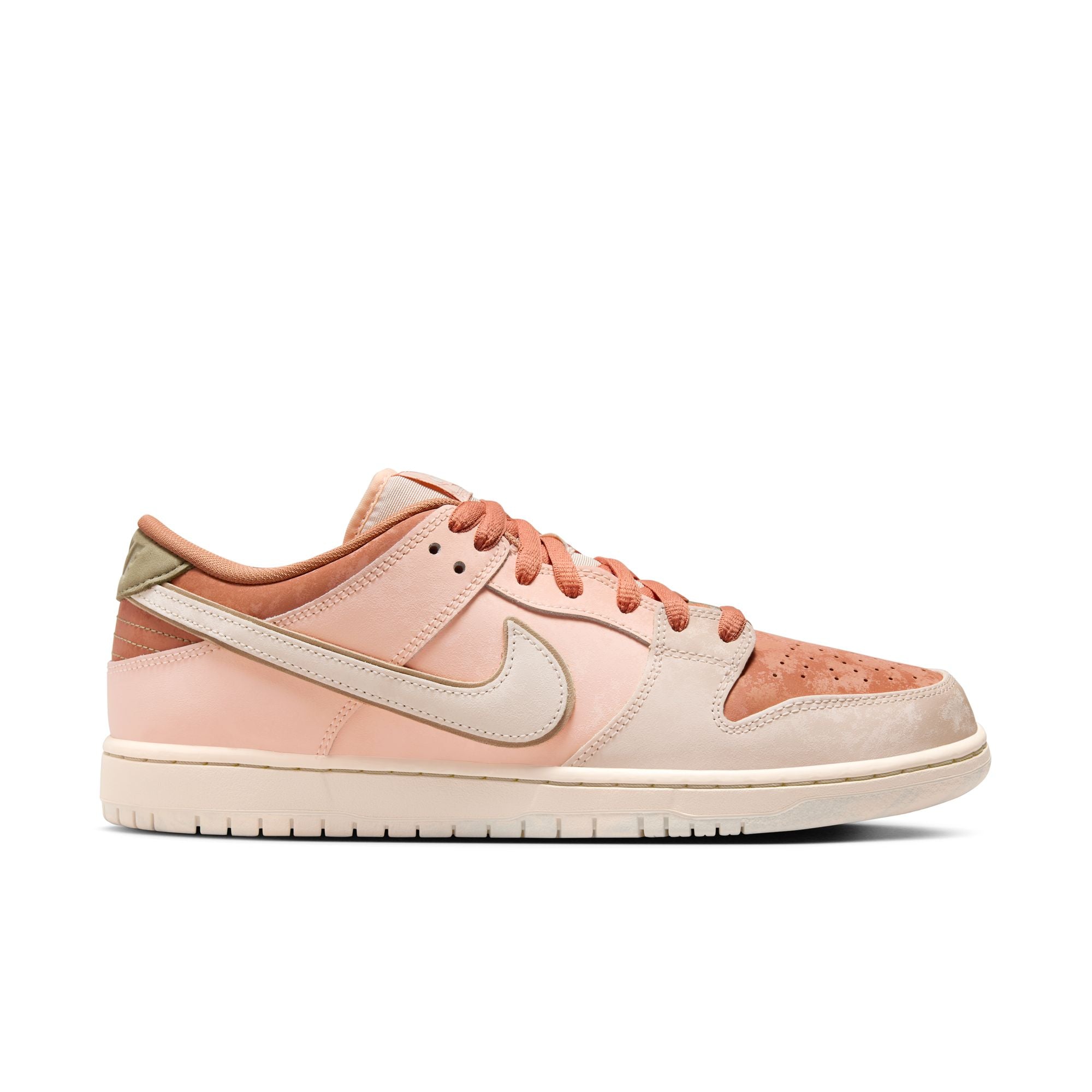 NIKE SB - DUNK LOW PRO PRM "Crimson Tint Amber Brown"