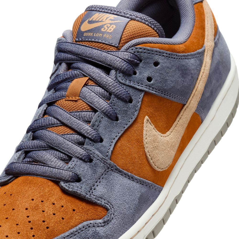 NIKE SB - DUNK LOW PRO "Light Carbon"