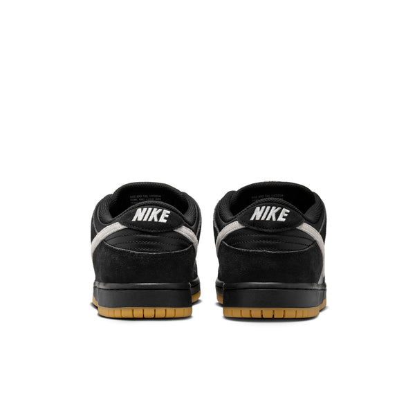 NIKE SB  - DUNK LOW PRO "Black/White-Gum"