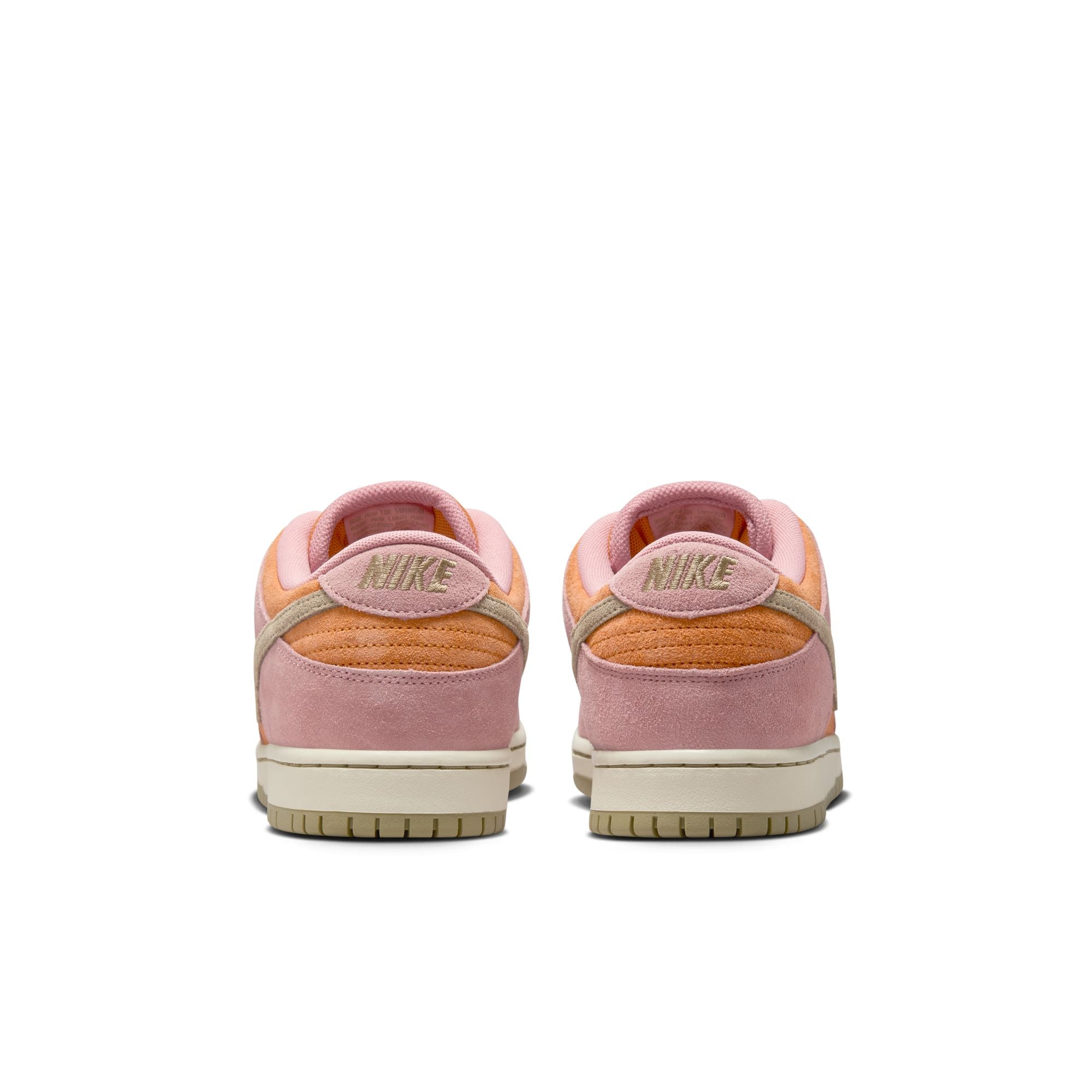 NIKE SB x Riot Skateshop - DUNK LOW PRO QS – Lacquer