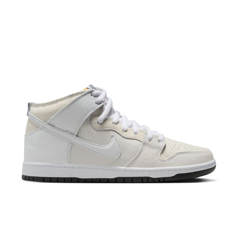 ANTI HERO x NIKE SB - DUNK HIGH QS