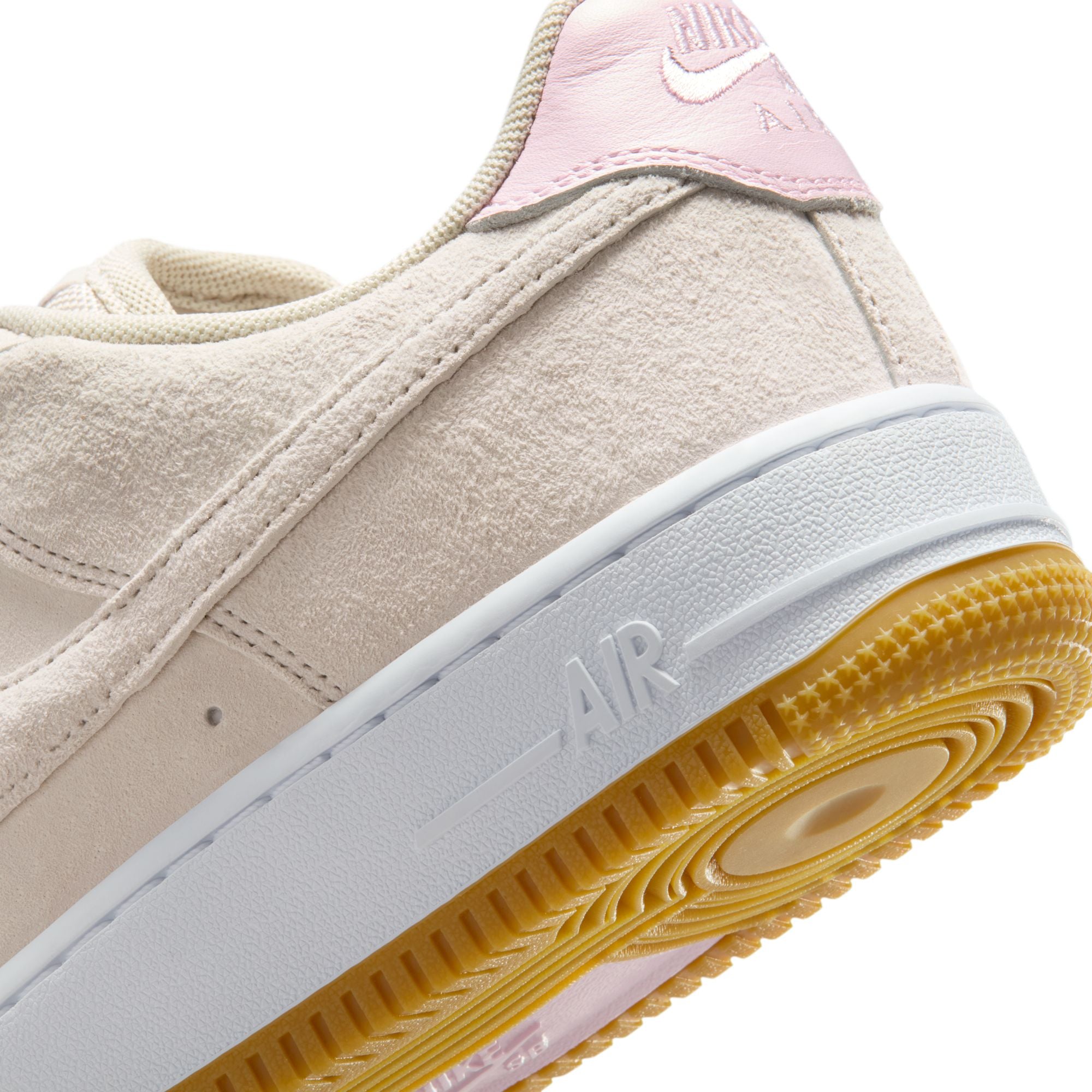 NIKE SB - Air Force 1 "Lt Orewood Brown"
