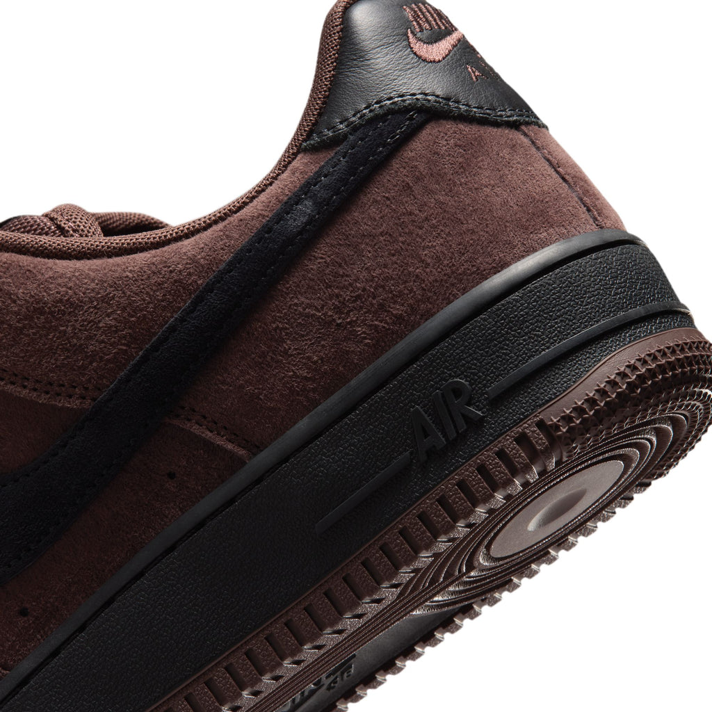 NIKE SB - AIR FORCE 1 "Light Chocolate/Black"