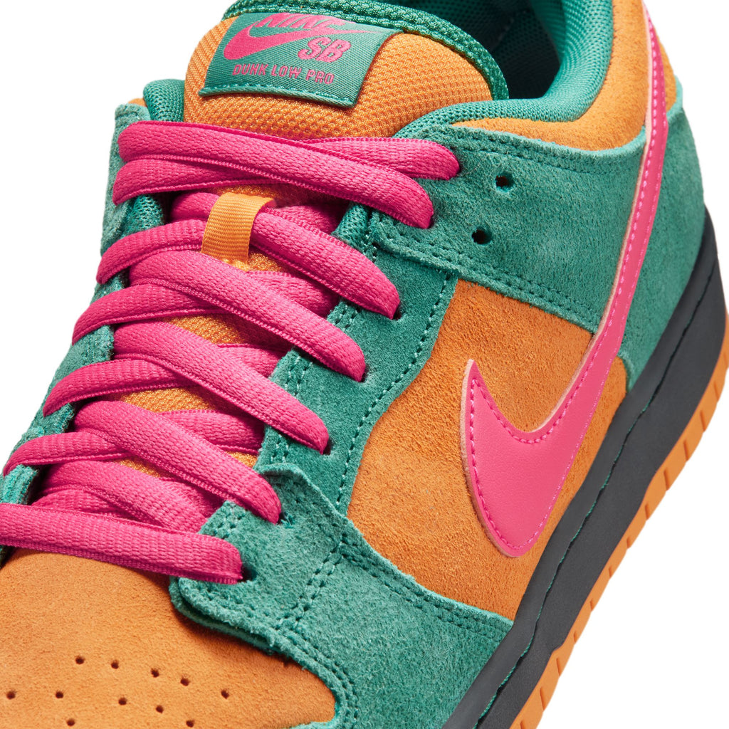 NIKE SB - DUNK LOW "Green Noise"