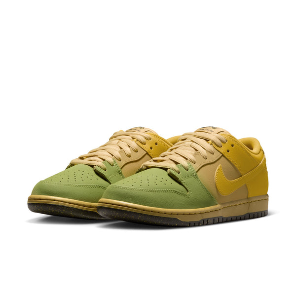 NIKE SB - DUNK LOW PRO WC "Saffron Quartz"