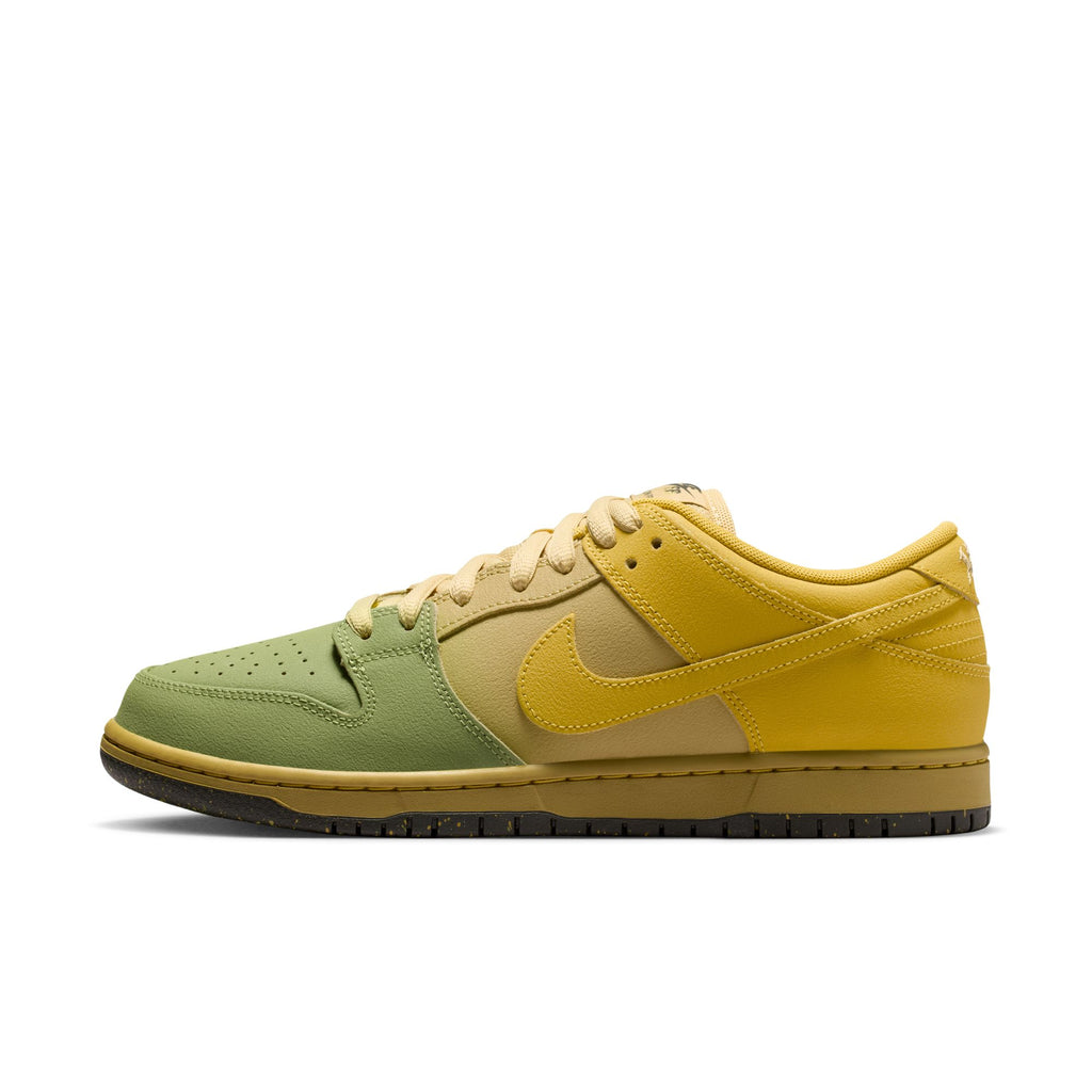 NIKE SB - DUNK LOW PRO WC "Saffron Quartz"