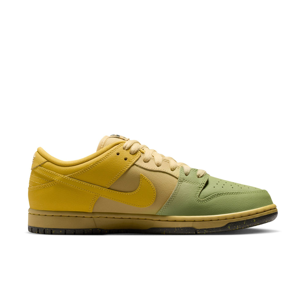 NIKE SB - DUNK LOW PRO WC "Saffron Quartz"