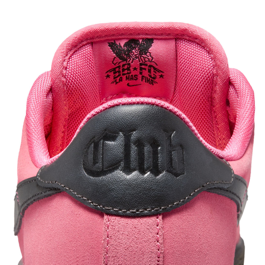 NIKE SB - "CLUB 58" FC Collection ZOOM TENNIS CLASSIC "Hyper Pink/Black"