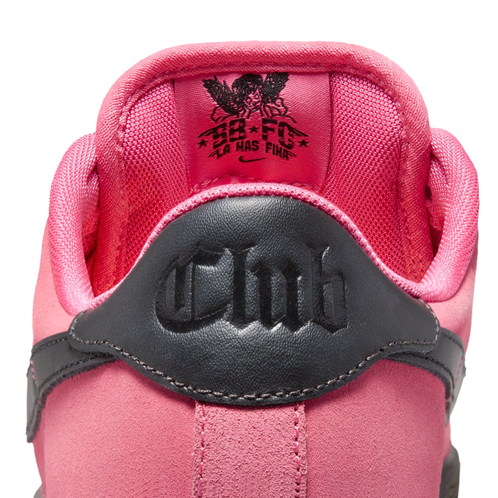 NIKE SB - "CLUB 58" FC Collection ZOOM TENNIS CLASSIC "Hyper Pink/Black"
