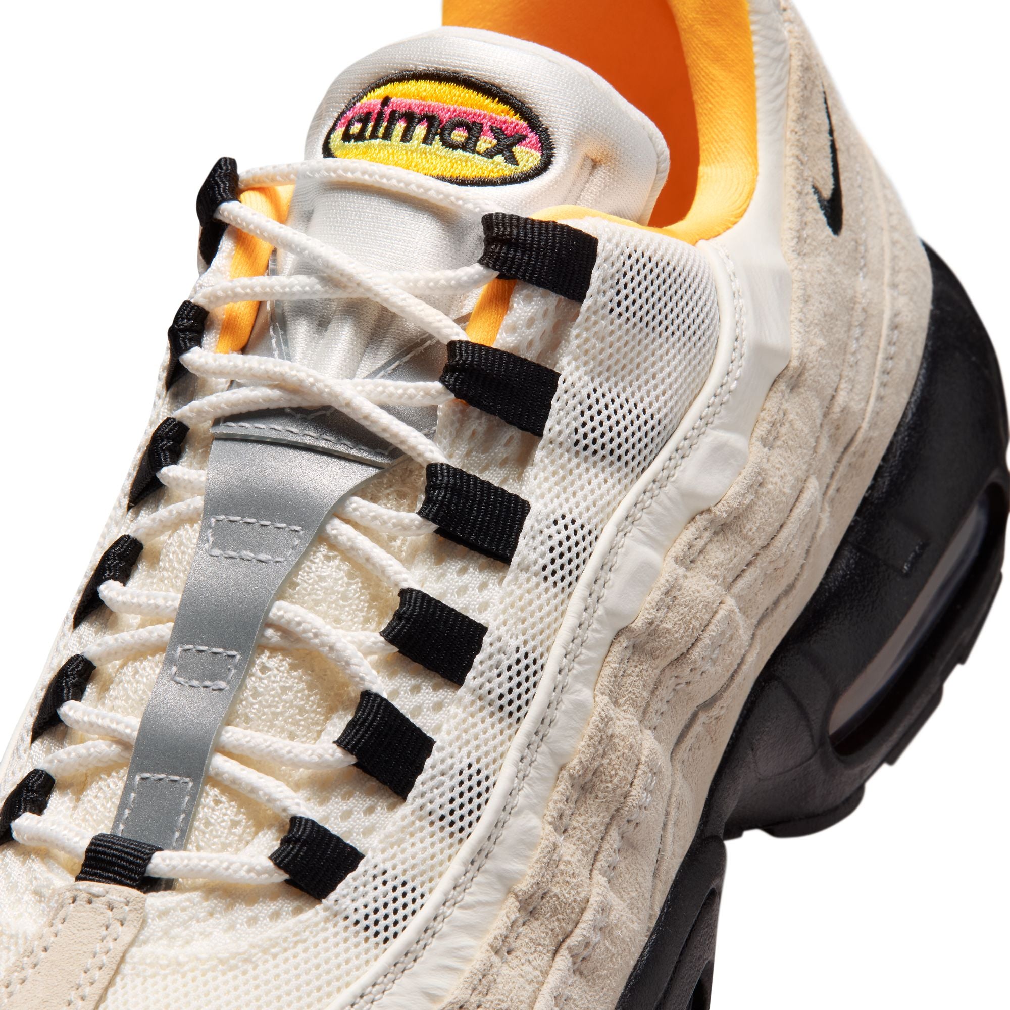 NIKE SB - "CLUB 58" FC Collection AIR MAX 95 WCP "Sail/Black-Laser Orange"