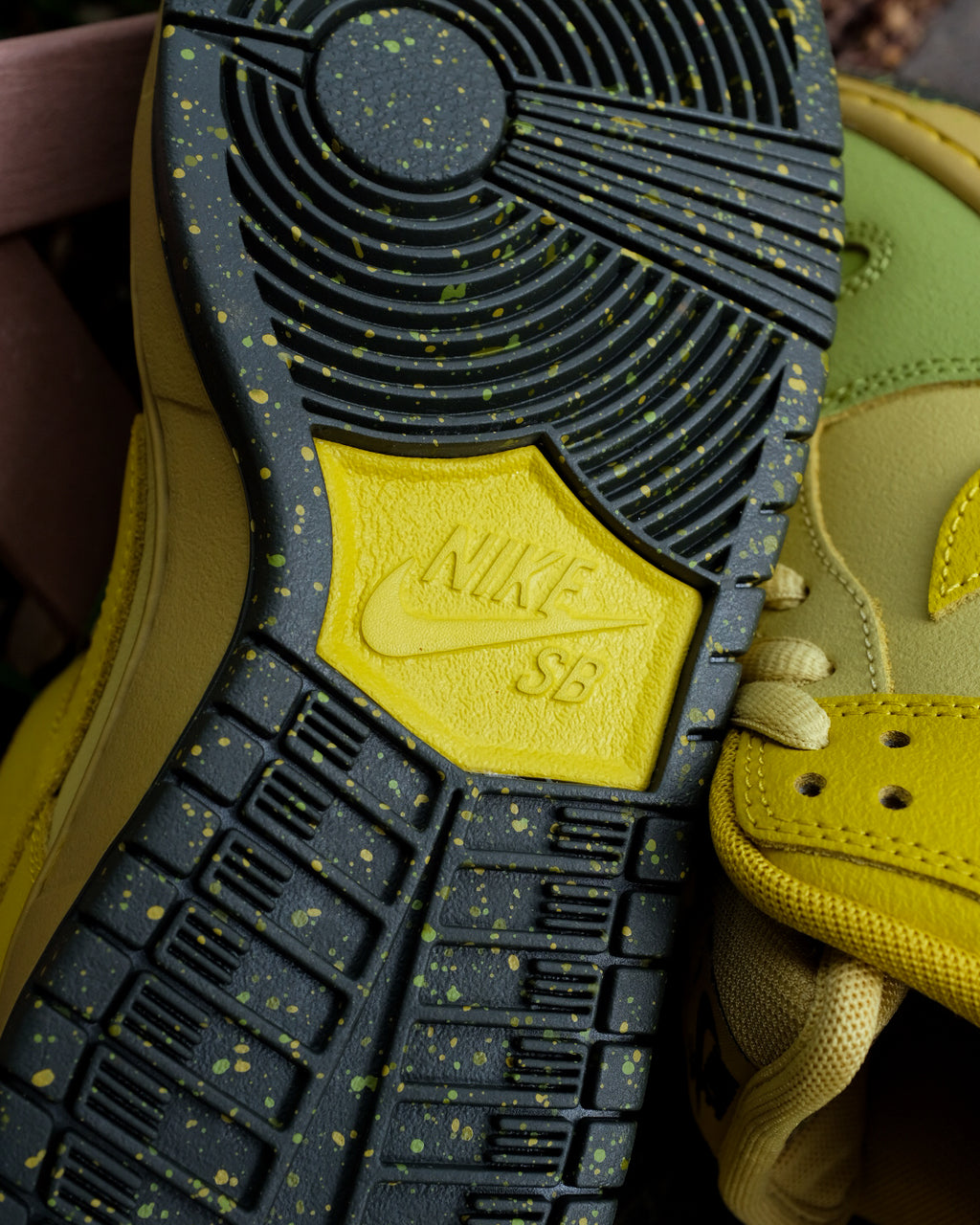 NIKE SB - DUNK LOW PRO WC "Saffron Quartz"