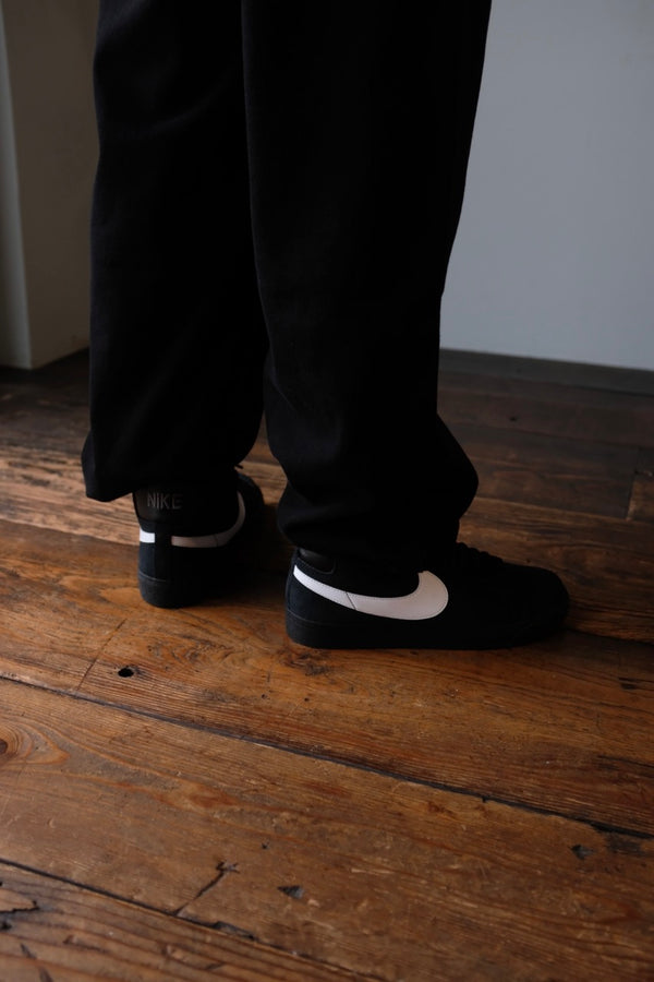 NIKE SB - ZOOM BLAZER MID "Black/White/Black"
