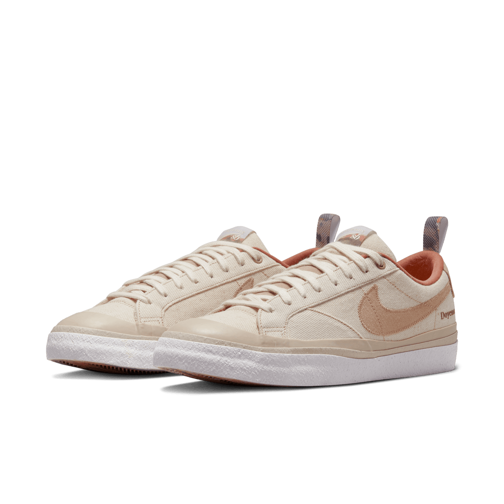 NIKE SB - BLAZER LOW QS Doyenne "COCONUT MILK/RATTAN - LIMESTONE"