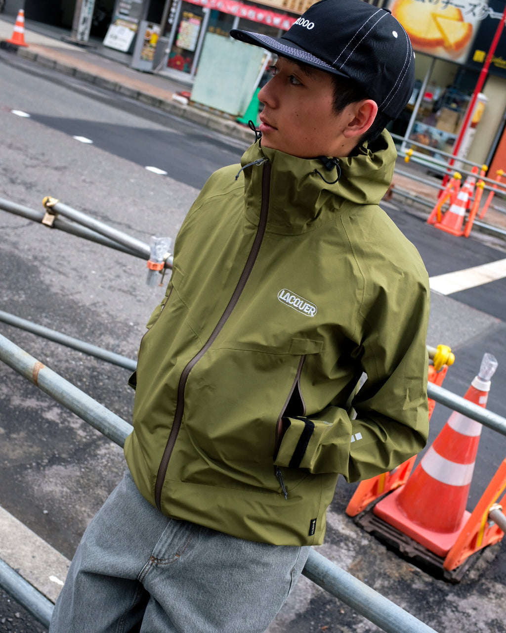 LACQUER - GORE-TEX Shell Jacket "Khaki"