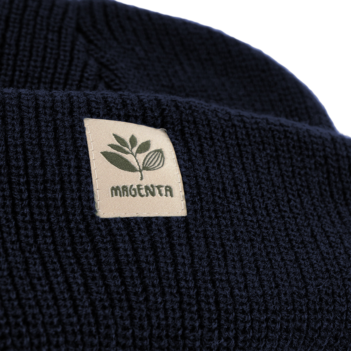 MAGENTA SKATEBOARDS − FAM BEANIES "French Navy"