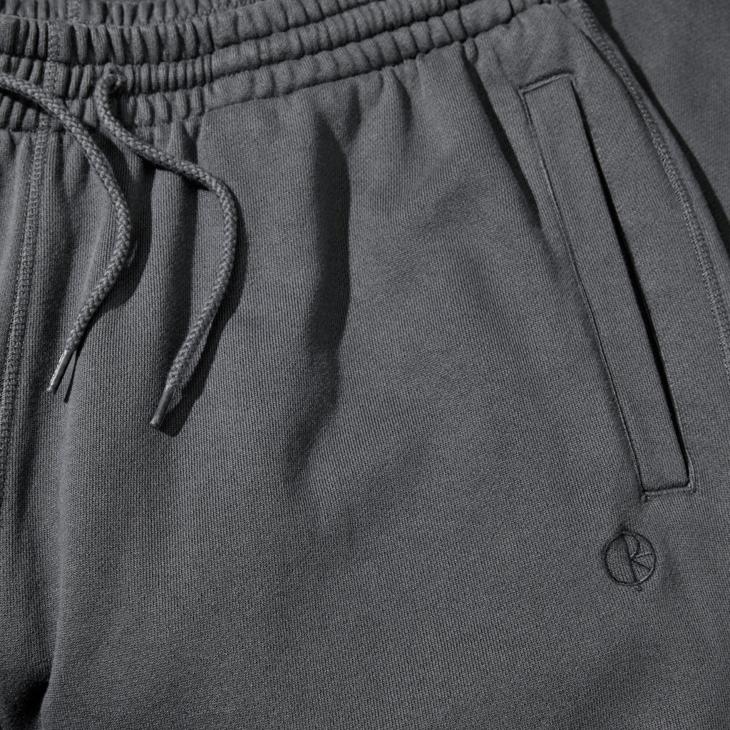 POLAR - Frank Sweatshorts  "Graphite"