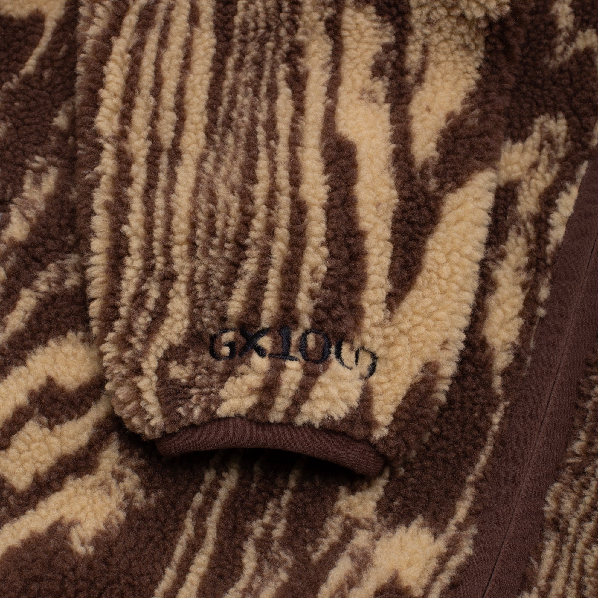 GX1000 - Hooded Sherpa Jacket "Brown"