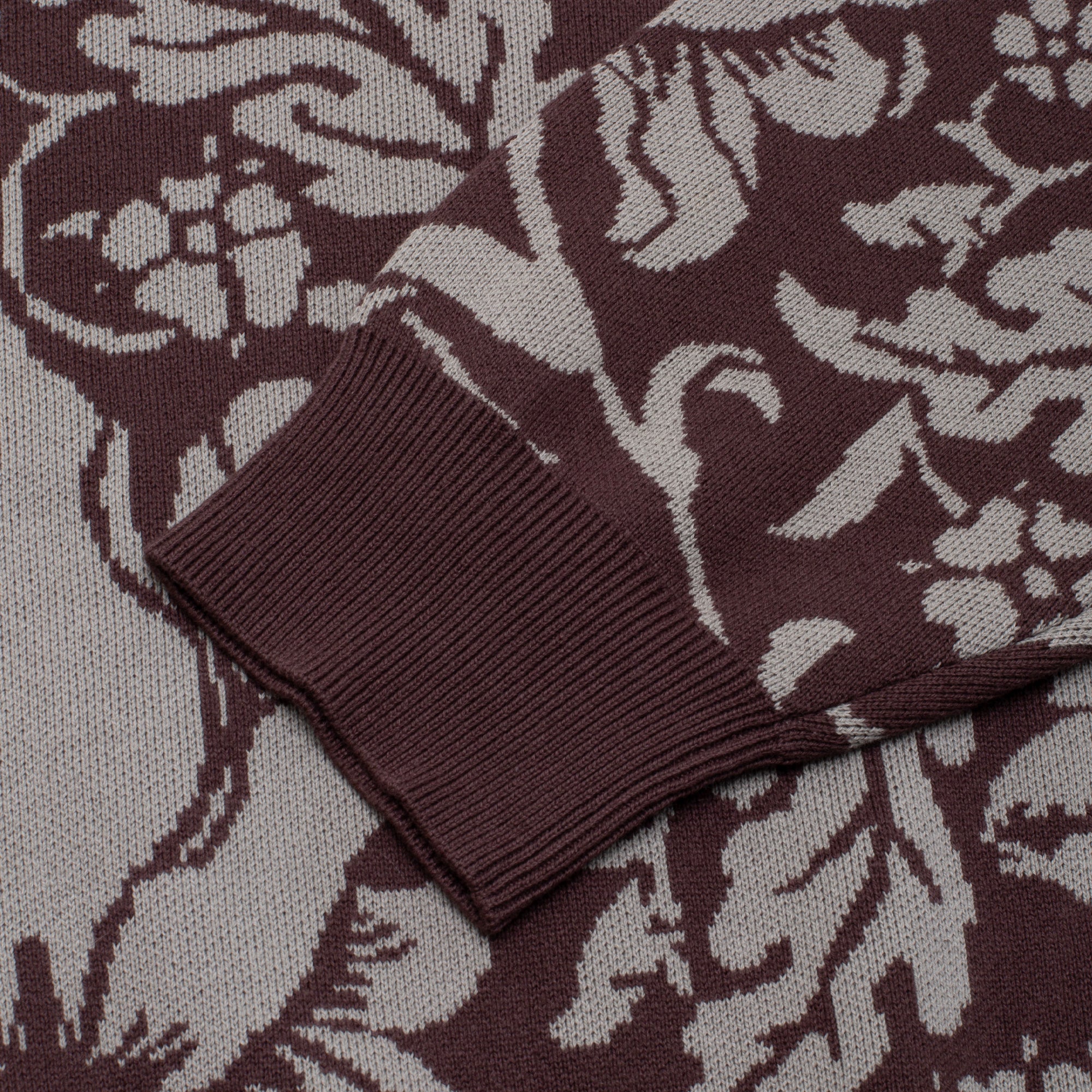 GX1000 - Jacquard Knit Floral Sweater "Brown"