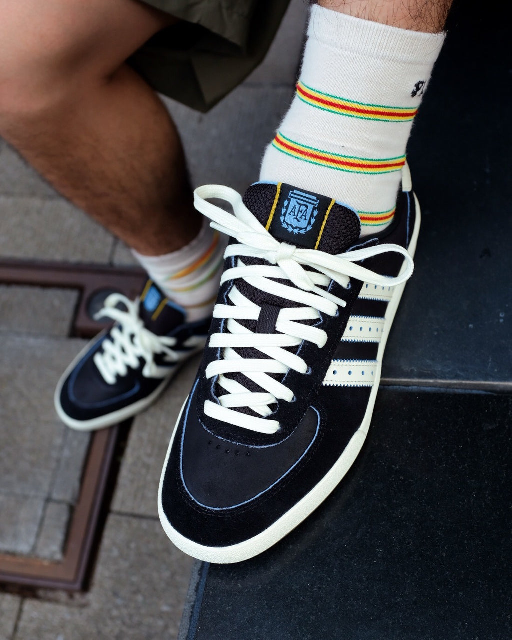 ADIDAS SKATEBOARDING - GLENBURN x THRASHER  "Black/White"