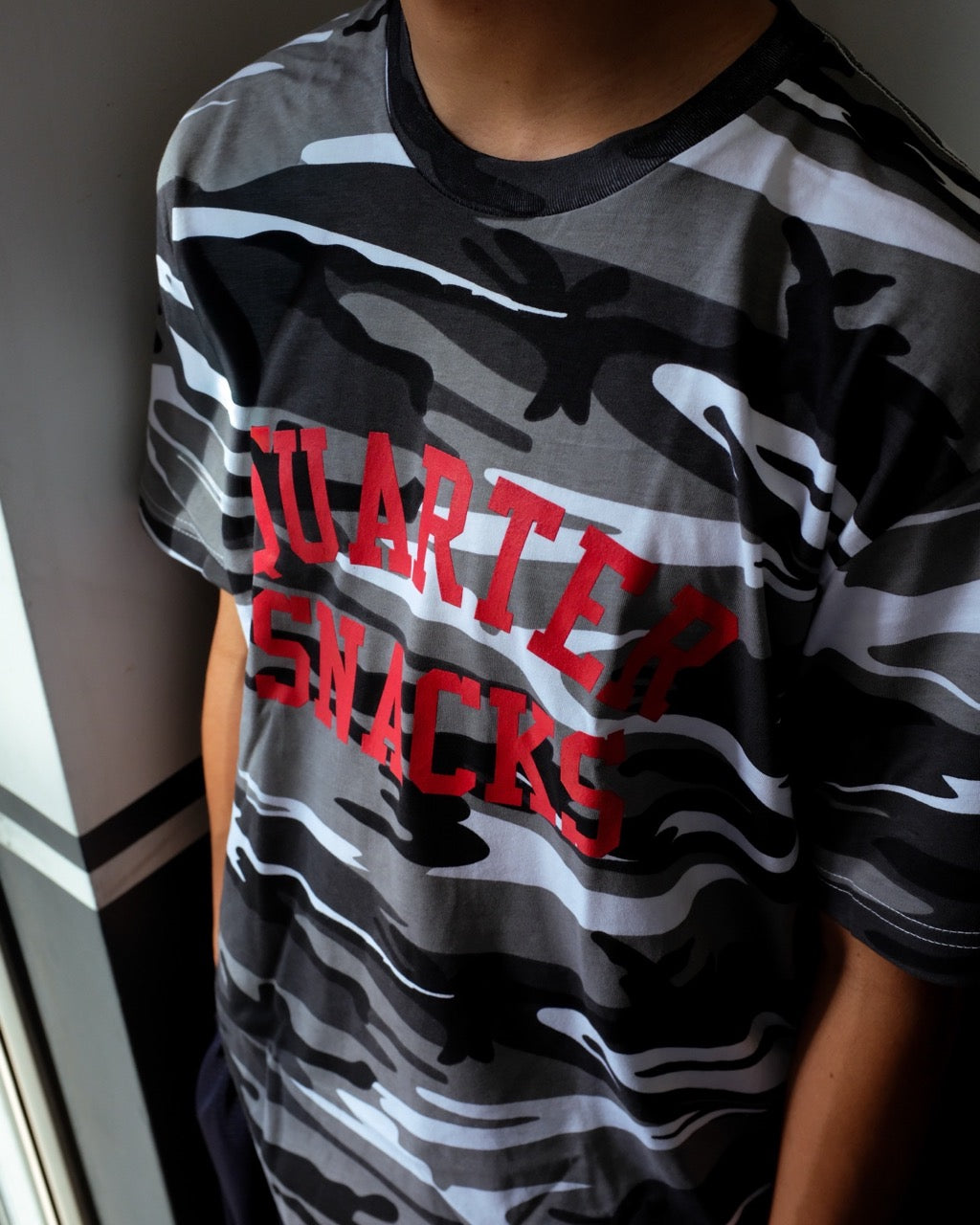 QUARTERSNACKS  - Camo Arch Tee "Black & White"
