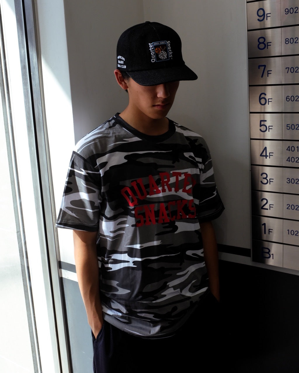 QUARTERSNACKS  - Camo Arch Tee "Black & White"