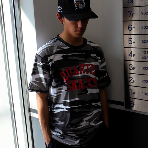 QUARTERSNACKS  - Camo Arch Tee "Black & White"