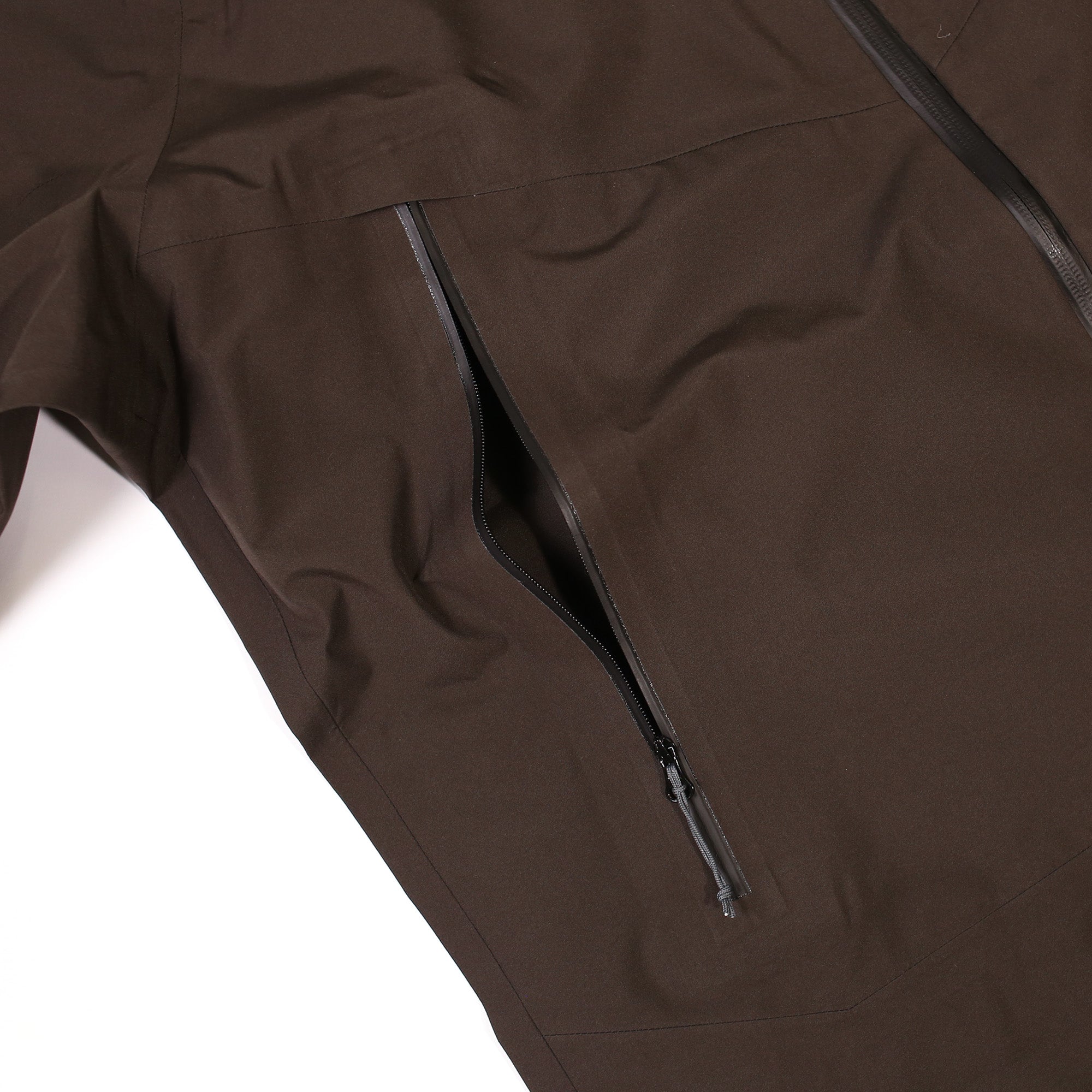 LACQUER - GORE-TEX Shell Jacket "Dirty Black"