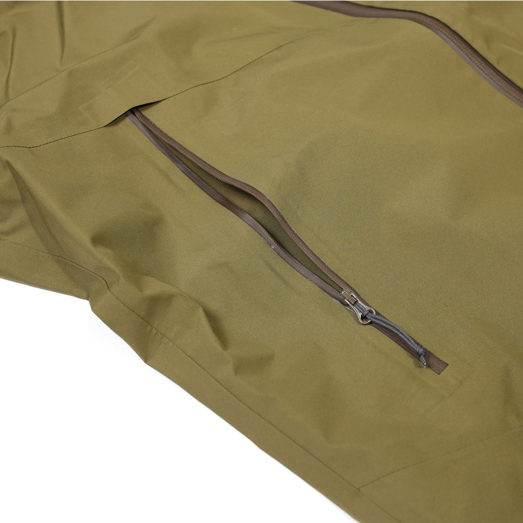 LACQUER - GORE-TEX Shell Jacket "Khaki"