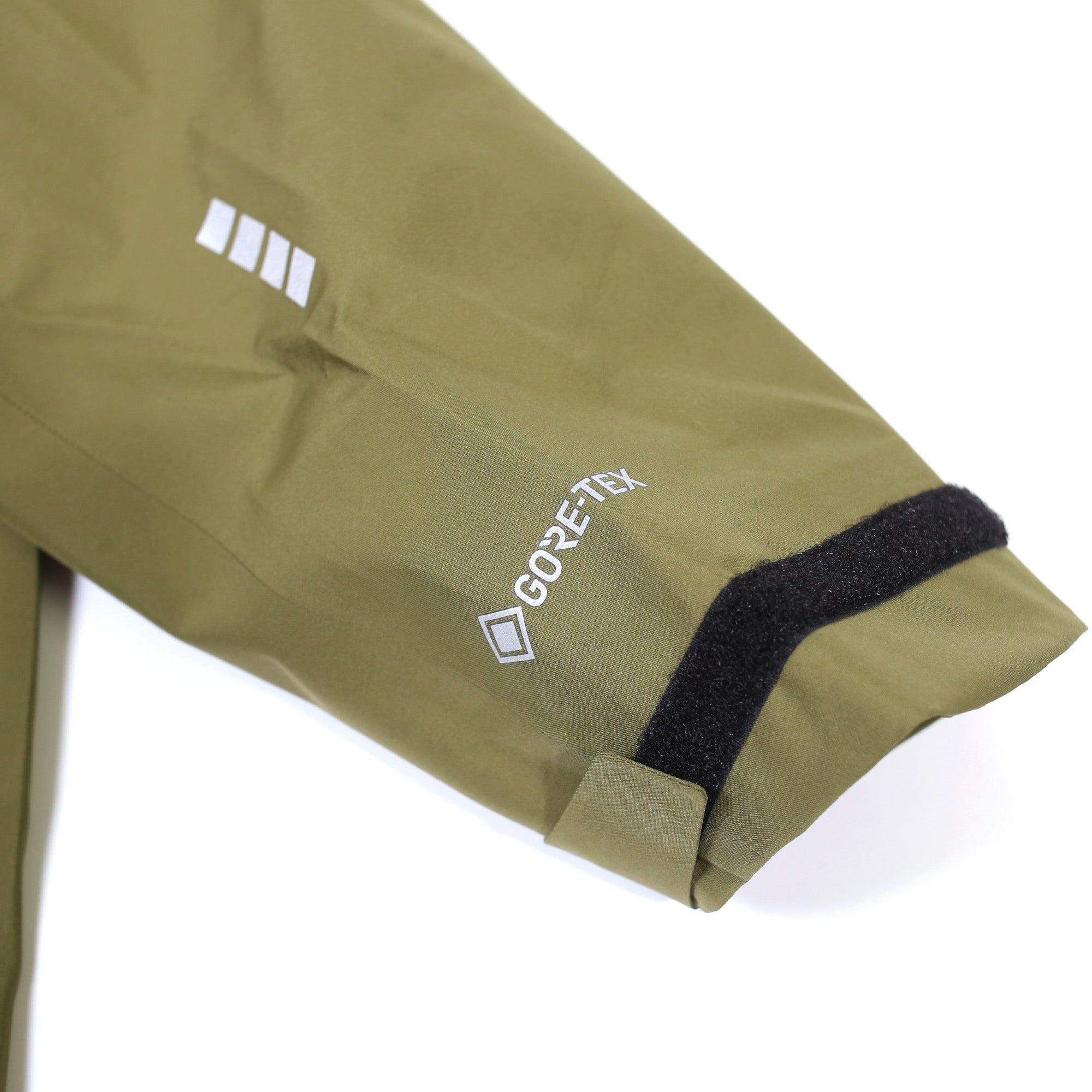 LACQUER - GORE-TEX Shell Jacket "Khaki"