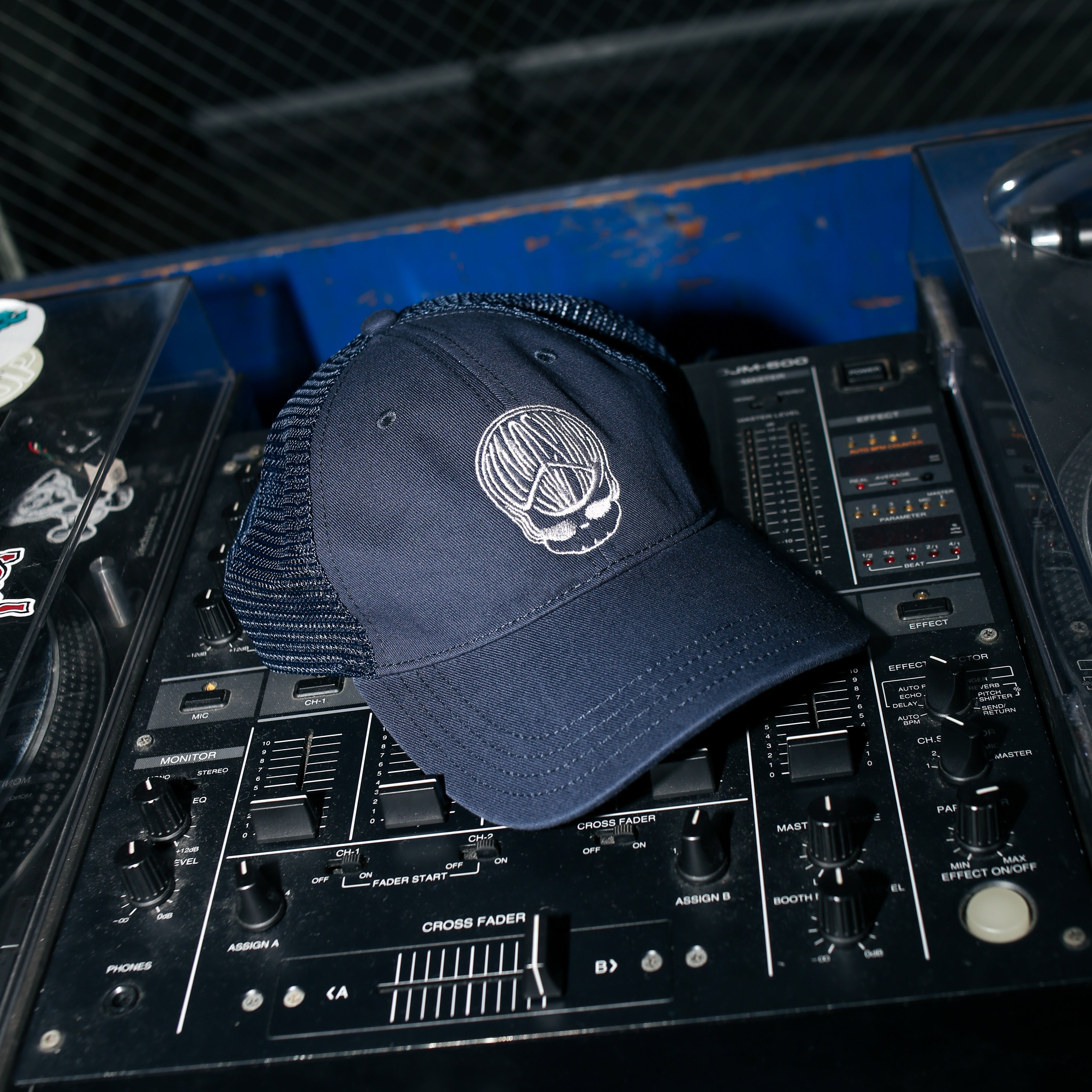 LIMOSINE - Peace Head Hat "Navy/Silver Embroidery"