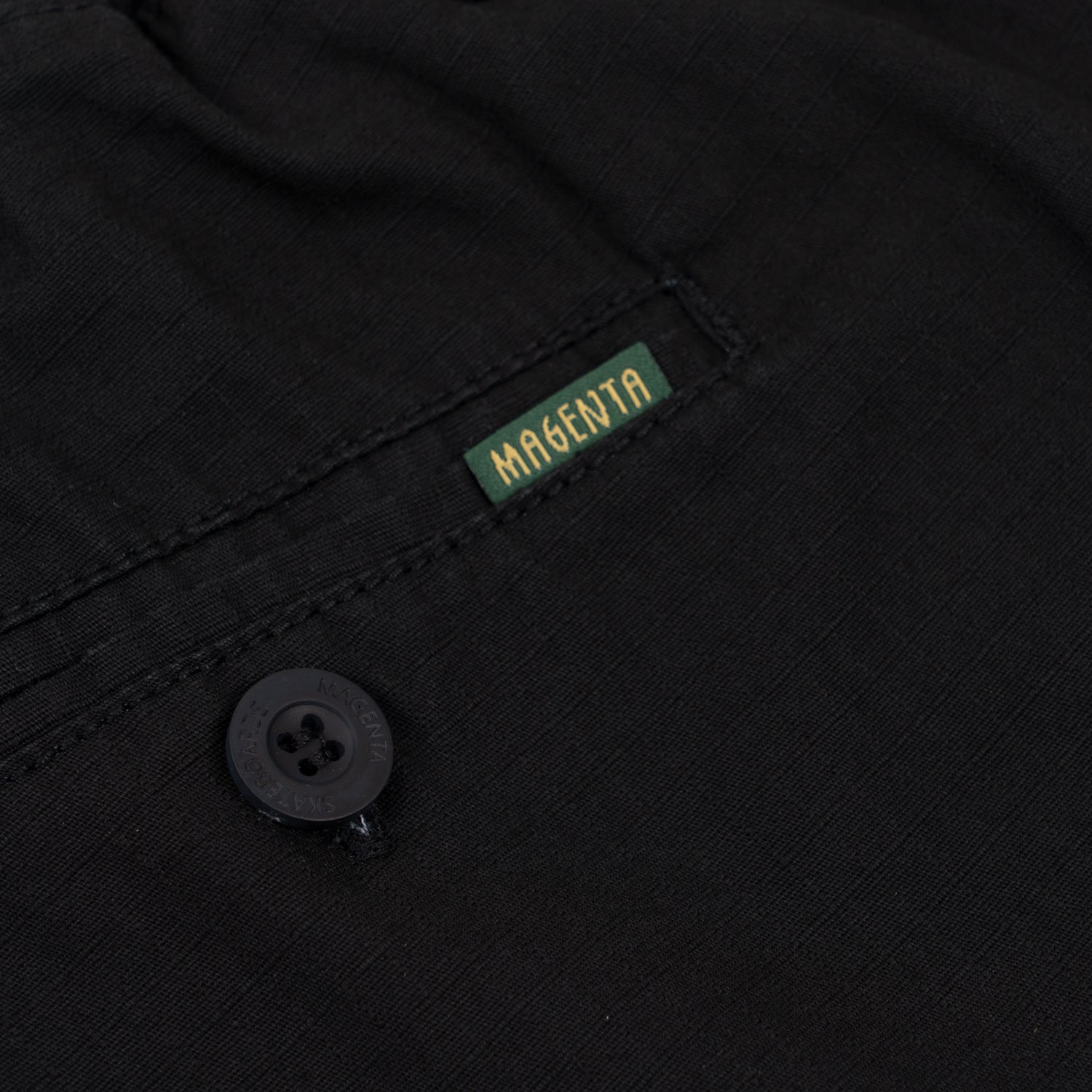 MAGENTA SKATEBOARDS - LOOSE SHORTS RIPSTOP "BLACK"
