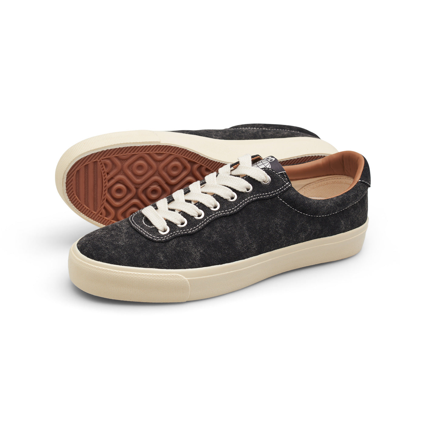 Last Resort AB - VM001 Lo Canvas  ”Washed Black/White"