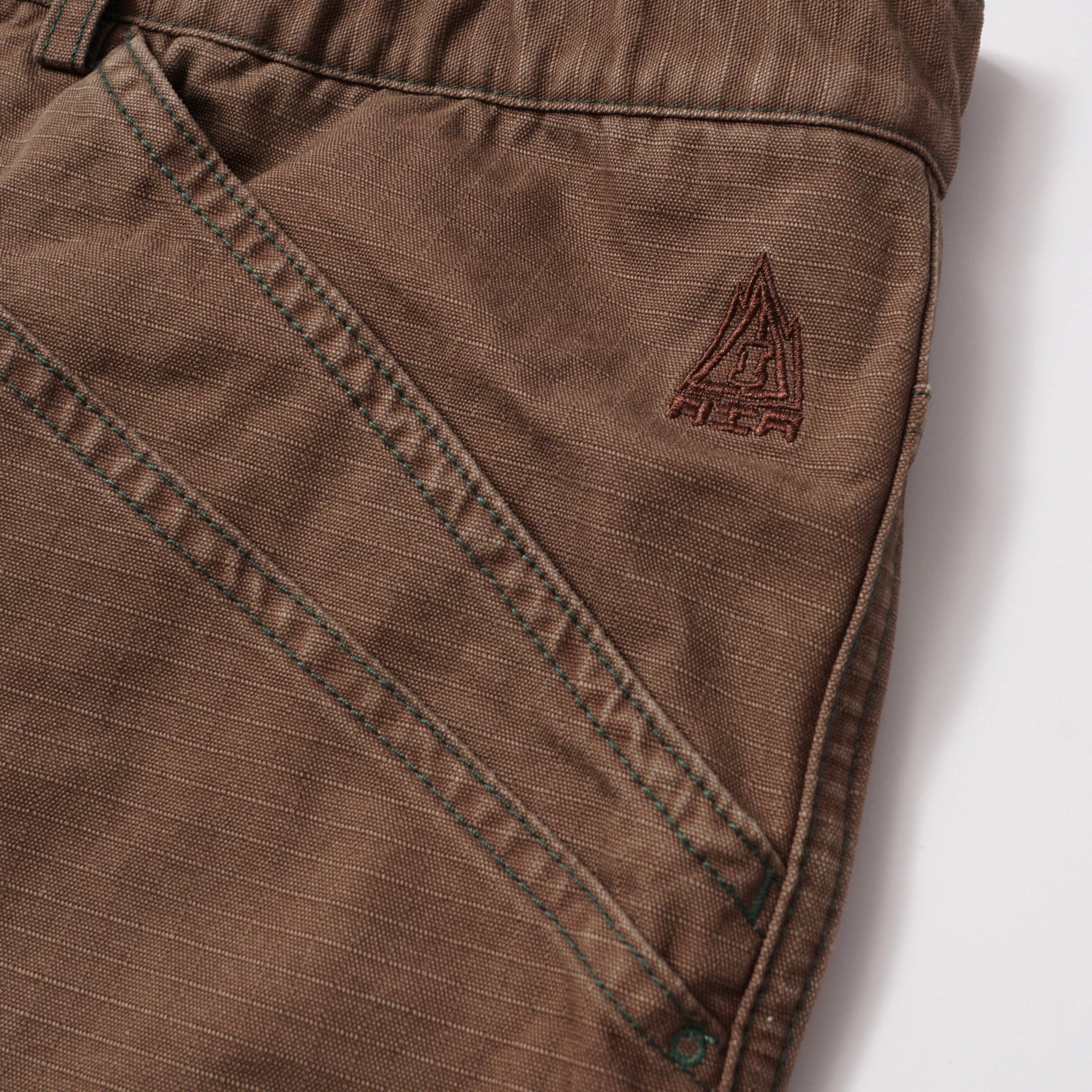Lidairpeaks - Onyx Shorts "Soil"