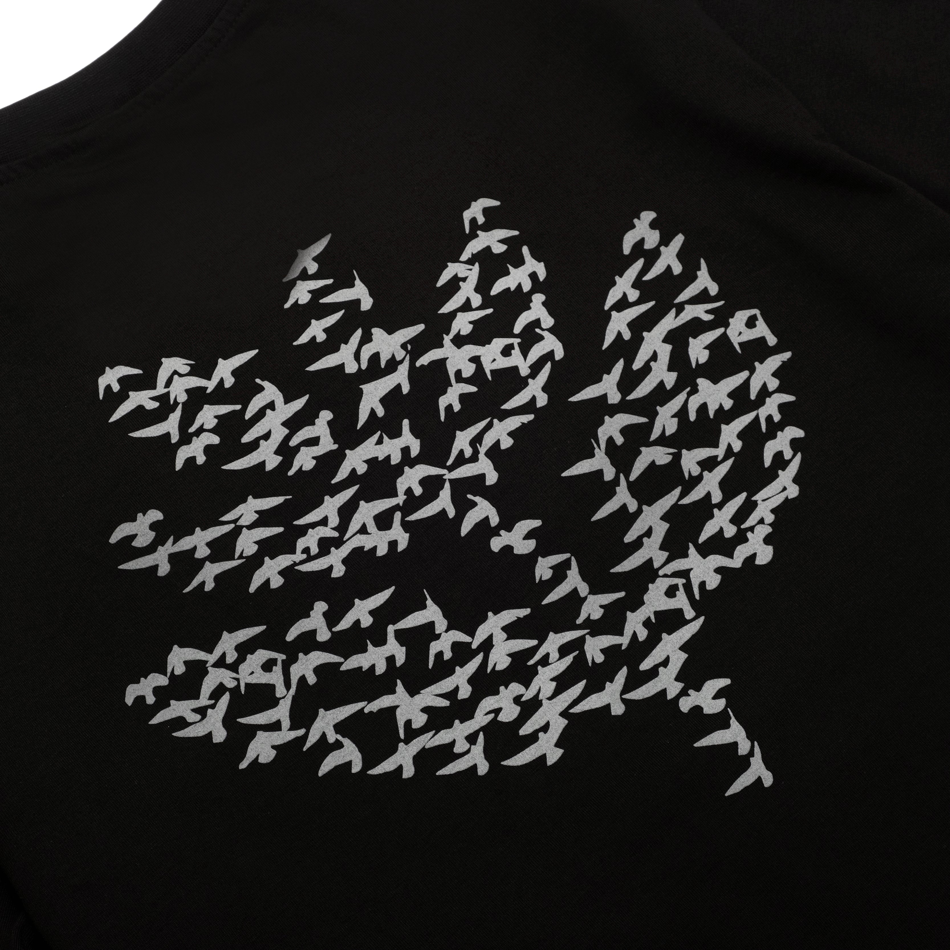 MAGENTA SKATEBOARDS  - MIGRATION TEE "BLACK"