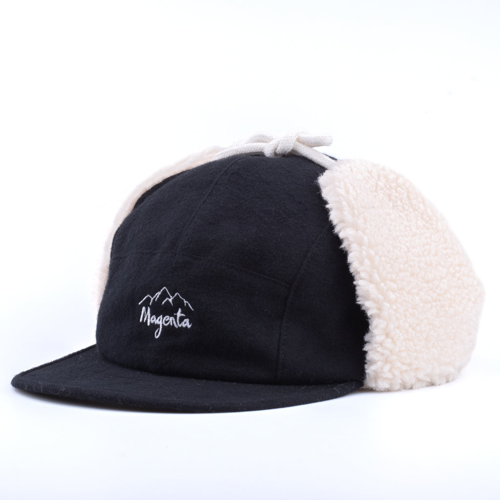 MAGENTA SKATEBOARDS − MTN FLAPS 5P HAT "Black"