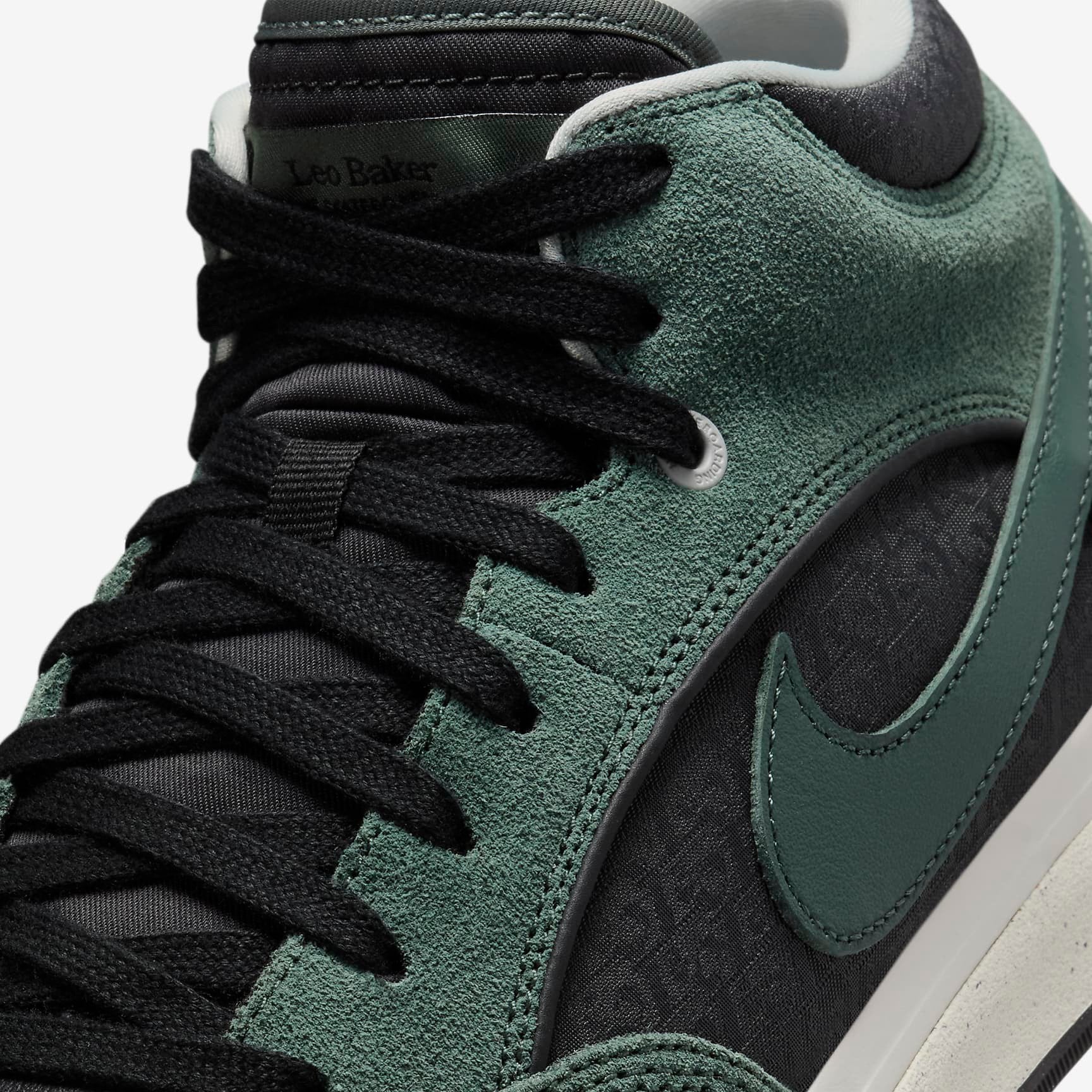 NIKE SB - REACT LEO "Vintage Green/Black"