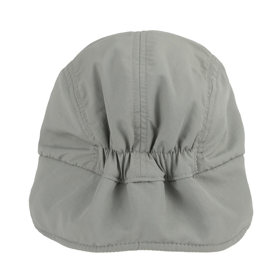MAGENTA SKATEBOARDS - REVERSIBLE FLAP HAT "NATURAL / BLACK"