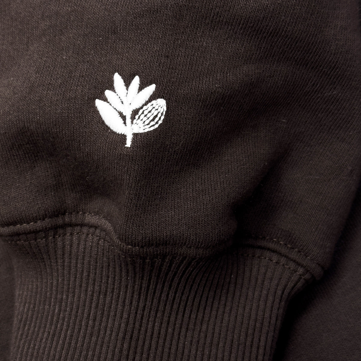 MAGENTA SKATEBOARDS - SCRIPT CREWNECK "Chocolate"