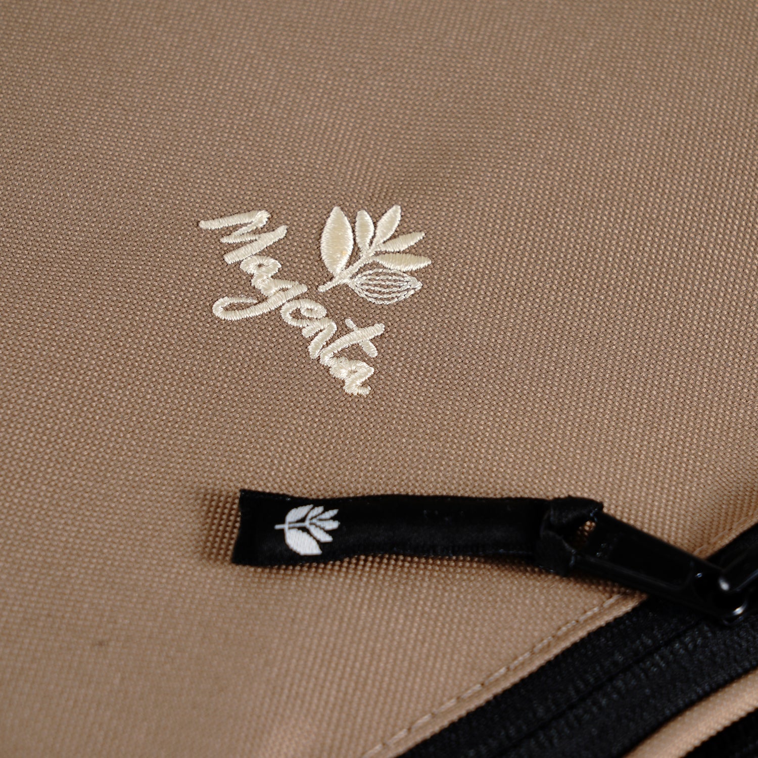 MAGENTA SKATEBOARDS - SQUARE POUCH BAG "Brown"