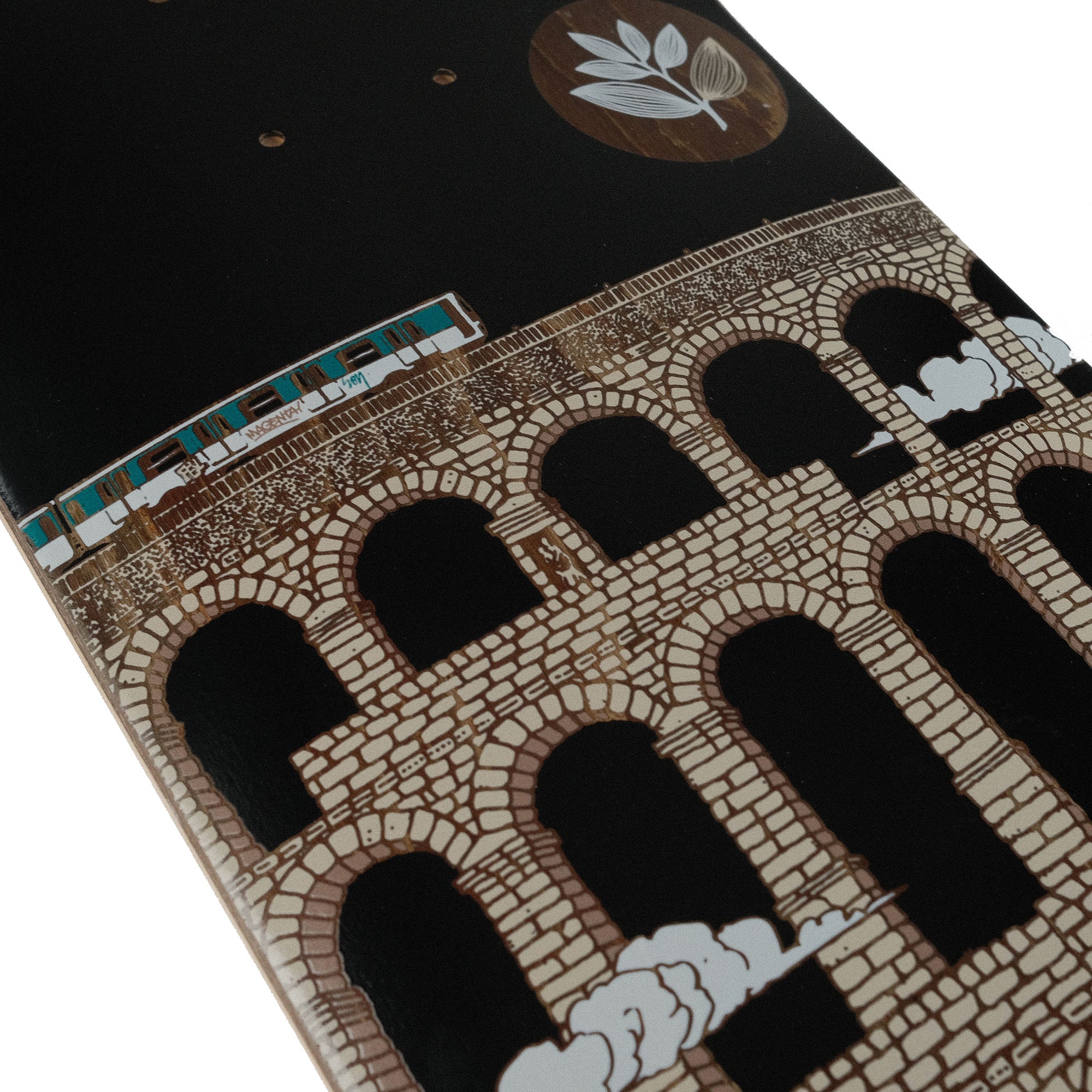 MAGENTA SKATEBOARDS - VIVIEN FAIL & SOY PANDAY METRO SERIES 8.125"